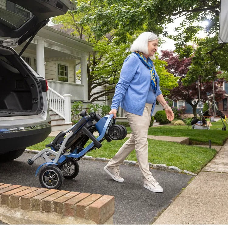Journey So Lite® Folding Power Scooter (black/blue) SKU: 08474BLU